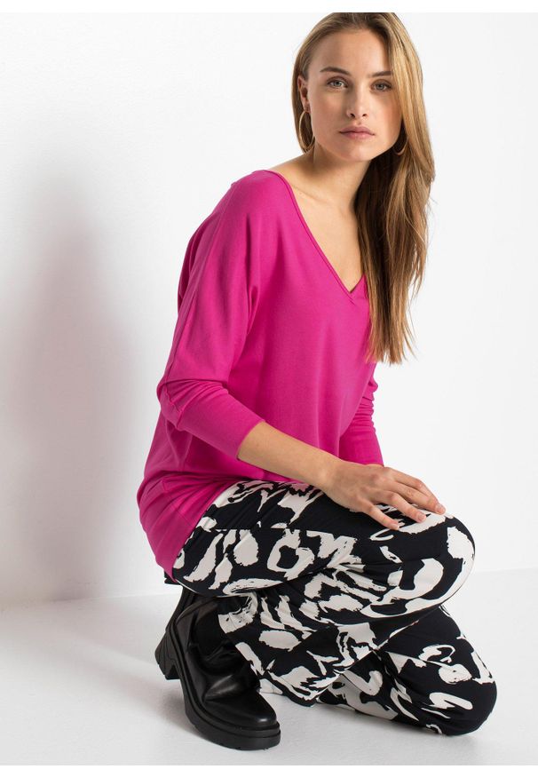 bonprix - Bluzka oversize z lejącej wiskozy. Kolor: różowy. Materiał: wiskoza