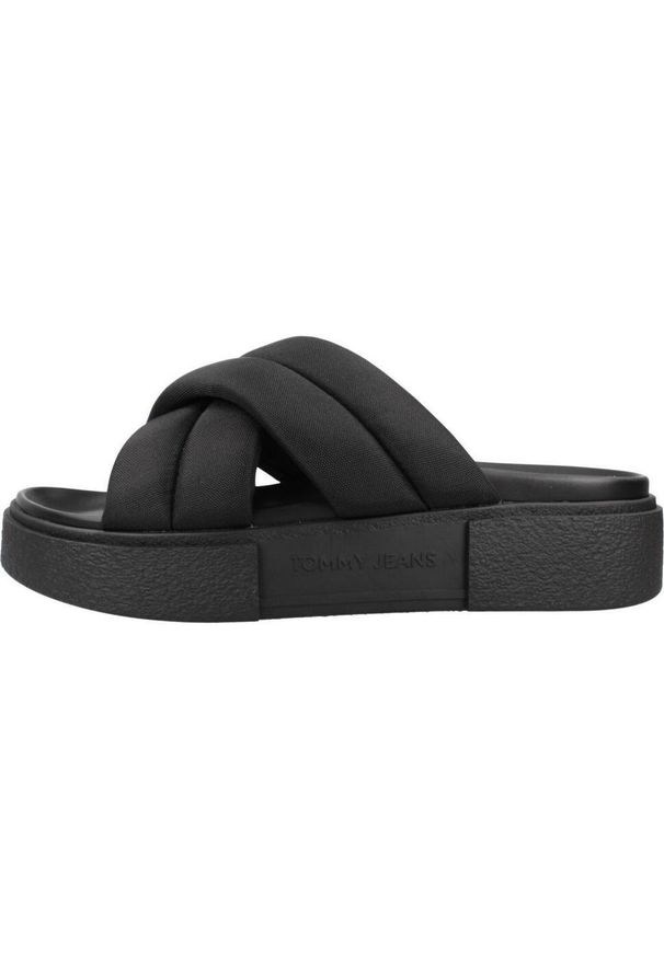 TOMMY HILFIGER - Sandały TOMMY JEANS FLATFORM SANDAL Czarny. Kolor: czarny. Materiał: jeans. Sezon: lato