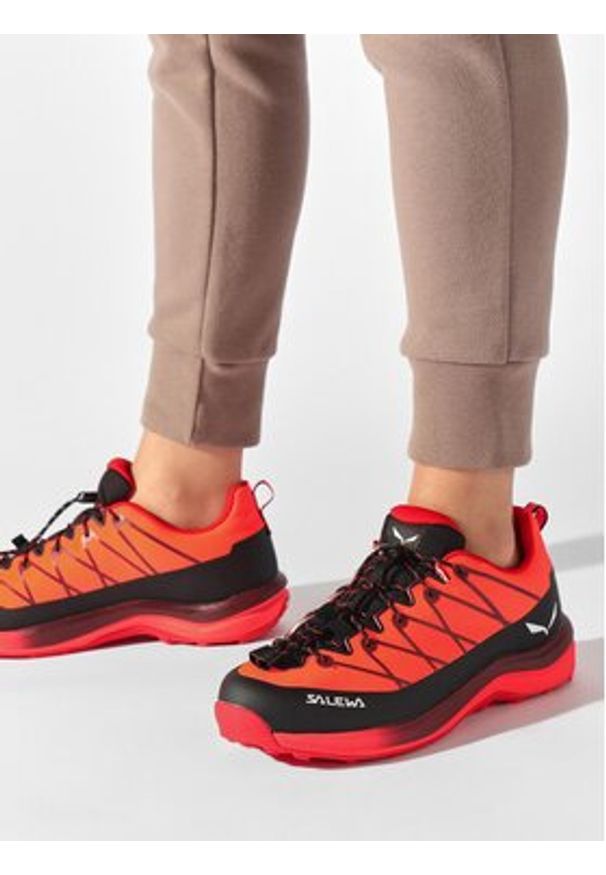 Salewa Trekkingi Wildfire Ptx K 2 00-0000064012 Czerwony. Kolor: czerwony. Materiał: materiał. Sport: turystyka piesza