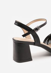 Renee - Czarne Sandały VICES Eleganckie z Ozdobnymi Paseczkami na Słupku Dalea. Okazja: na randkę, na imprezę. Kolor: czarny. Materiał: satyna. Obcas: na słupku. Styl: elegancki #3