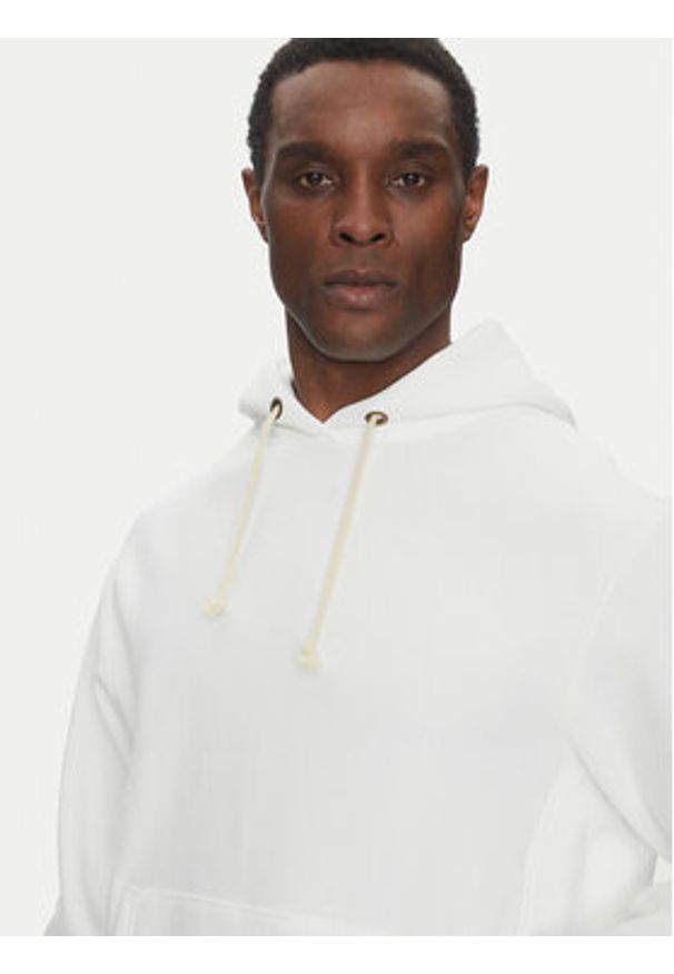 Champion Bluza 220705 Biały Relaxed Fit. Kolor: biały. Materiał: bawełna