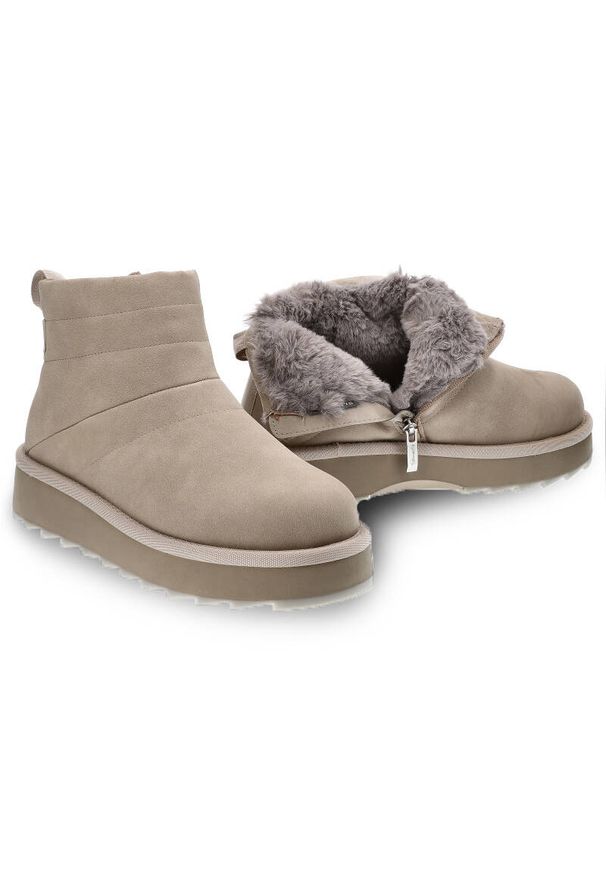 Beżowe Botki Tamaris Ocieplane Buty Damskie. Okazja: na co dzień. Kolor: beżowy. Materiał: skóra ekologiczna, futro. Obcas: na platformie. Styl: casual