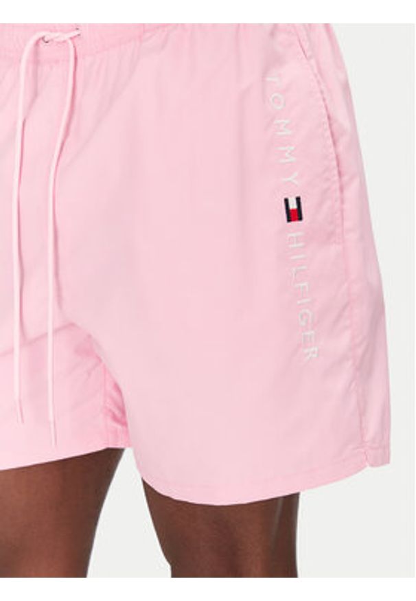 TOMMY HILFIGER - Tommy Hilfiger Szorty kąpielowe UM0UM03258 Różowy Regular Fit. Kolor: różowy. Materiał: syntetyk