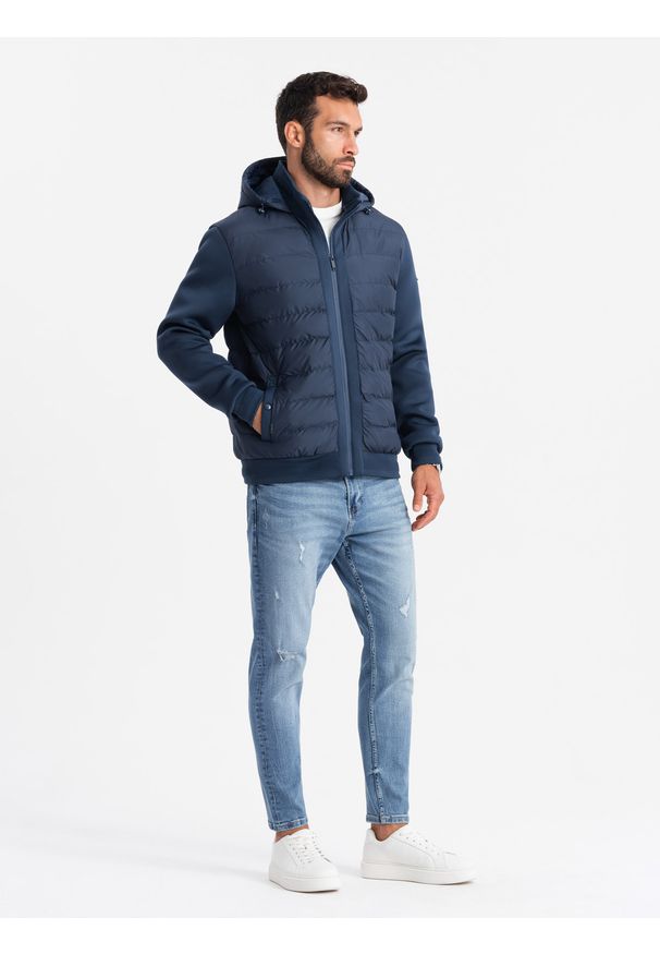 Ombre Clothing - Pikowana kurtka męska bomberka z wysokim kołnierzem – granatowa V2 OM-JALP-0140 - XXL. Typ kołnierza: kołnierzyk stójkowy. Kolor: niebieski. Materiał: guma, materiał, syntetyk, poliester. Wzór: aplikacja. Styl: sportowy
