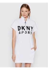 DKNY Sport Sukienka codzienna DP8D4040 Biały Regular Fit. Okazja: na co dzień. Kolor: biały. Materiał: bawełna. Typ sukienki: proste, sportowe. Styl: casual, sportowy #1