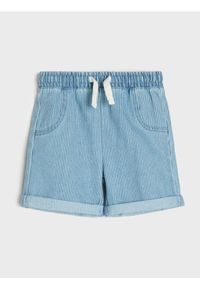 Sinsay - Szorty jeansowe z domieszką wiskozy - niebieski. Kolor: niebieski. Materiał: jeans, wiskoza #1