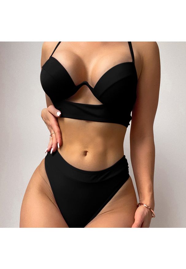 Intica - Strój kąpielowy z usztywnianą górą i regulowanymi ramiączkami Siemie. Kolor: niebieski. Materiał: materiał