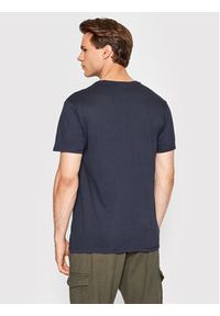 Brave Soul T-Shirt MTS-149ARKHAMP Granatowy Regular Fit. Kolor: niebieski. Materiał: bawełna
