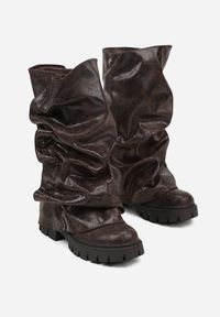 Renee - Brązowe Botki na Platformie Ozdobione Wywiniętą Cholewką Nenalea. Kolor: brązowy. Materiał: jeans, skóra. Szerokość cholewki: normalna. Wzór: aplikacja. Obcas: na platformie. Styl: klasyczny #4