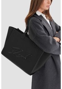 Karl Lagerfeld - KARL LAGERFELD Czarna shopperka Skuare Tote. Kolor: czarny. Styl: casual, elegancki #5