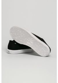 Calvin Klein Jeans - Tenisówki. Nosek buta: okrągły. Zapięcie: sznurówki. Kolor: czarny. Materiał: guma #4