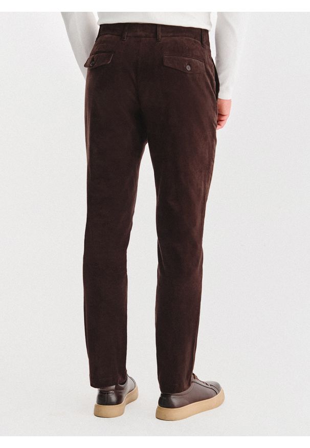 Pako Lorente - Brązowe spodnie sztruksowe. Okazja: na co dzień. Kolor: niebieski, brązowy. Materiał: sztruks. Sezon: jesień, zima. Styl: casual