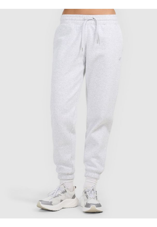 4f - 4F Spodnie dresowe joggery damskie - szare L. Stan: podwyższony. Kolor: szary. Materiał: dresówka. Długość: długie