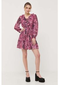 Guess sukienka kolor różowy mini rozkloszowana. Kolor: różowy. Typ sukienki: rozkloszowane. Długość: mini #4