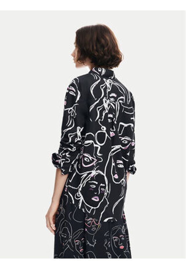 Desigual Koszula Faces 24WWCW34 Czarny Regular Fit. Kolor: czarny. Materiał: bawełna