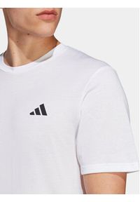 Adidas - adidas Koszulka techniczna Train Essentials IC7423 Biały Regular Fit. Kolor: biały. Materiał: syntetyk #7