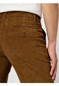 Lee - LEE MĘSKIE SPODNIE MATERIAŁOWE LEE REGULAR CHINO BUFFALO 112355777. Materiał: materiał #3