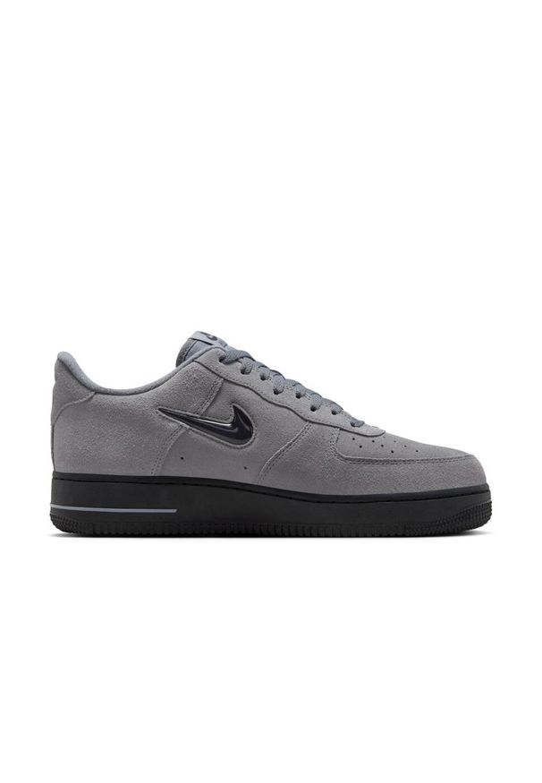 Buty Sportowe Męskie Nike Air Force 1 na co dzień. Okazja: na co dzień. Zapięcie: sznurówki. Kolor: wielokolorowy. Materiał: materiał, syntetyk. Szerokość cholewki: normalna. Model: Nike Air Force. Sport: turystyka piesza