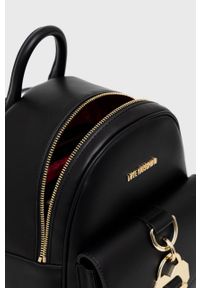 Love Moschino plecak damski kolor czarny mały z aplikacją. Kolor: czarny. Wzór: aplikacja