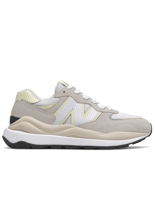 New Balance W5740WR1. Okazja: na co dzień. Materiał: guma, zamsz, materiał, bawełna, syntetyk. Szerokość cholewki: normalna. Wzór: aplikacja