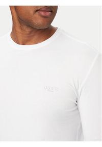 Guess Longsleeve M6YI28 K3733 Biały Regular Fit. Kolor: biały. Materiał: bawełna. Długość rękawa: długi rękaw #2