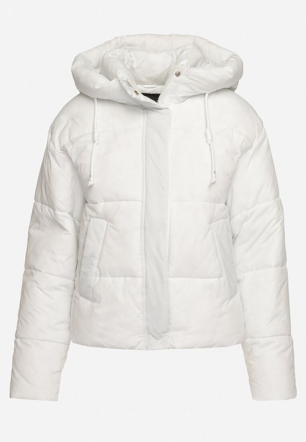 Born2be - Biała Pikowana Kurtka Puffer z Kapturem Miviera. Okazja: na co dzień, na spacer. Typ kołnierza: kaptur. Kolor: biały. Materiał: dzianina, jeans. Sezon: zima. Styl: casual