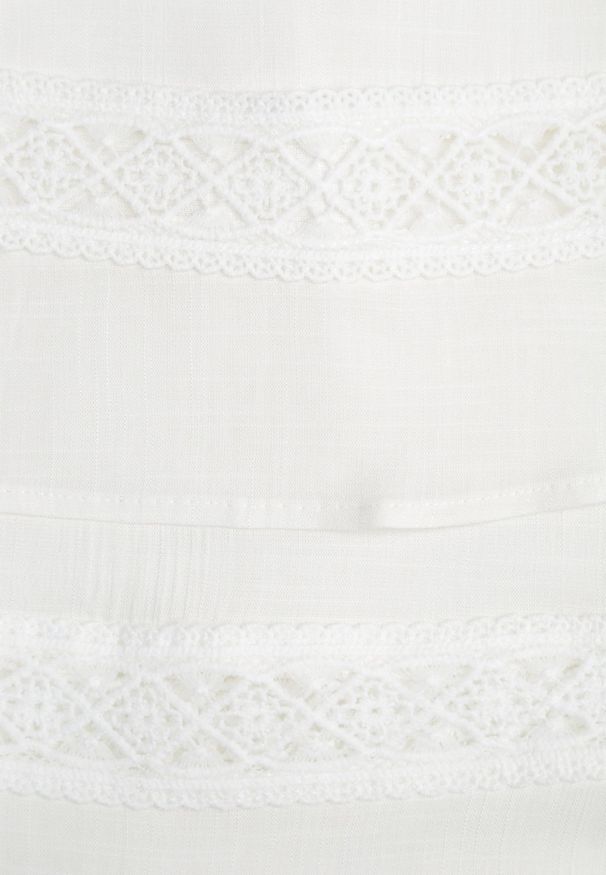 Renee - Jasnobeżowa Rozkloszowana Sukienka z Wiskozy w Typie Baby Doll z Guziczkami i Falbankami Haido. Okazja: na co dzień, na spacer. Typ kołnierza: kołnierz z falbankami. Kolor: beżowy. Materiał: wiskoza. Sezon: lato. Styl: casual, elegancki