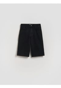 Reserved - Jeansowe szorty - czarny. Kolor: czarny. Materiał: jeans #1