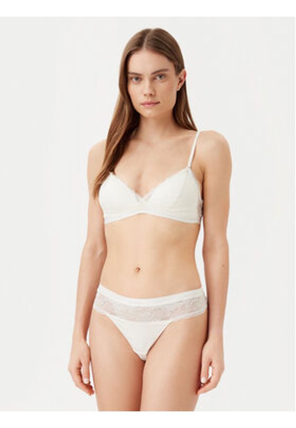 Calvin Klein Underwear Stringi 000QF7980E Écru. Materiał: syntetyk