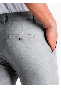 Ombre Clothing - Spodnie męskie chino P832 - jasnoszare - L. Kolor: szary. Materiał: tkanina, poliester, elastan, wiskoza. Styl: klasyczny, elegancki #6