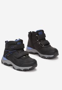 Born2be - Czarno-Niebieskie Botki Traperki z Rzepami Mozene. Okazja: na uczelnię, na co dzień. Zapięcie: rzepy. Kolor: czarny. Materiał: jeans. Styl: klasyczny, casual, elegancki #3