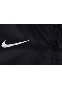 Kurtka sportowa dla dzieci Nike RPL Park 20 RN JKT W JUNIOR. Kolor: czarny