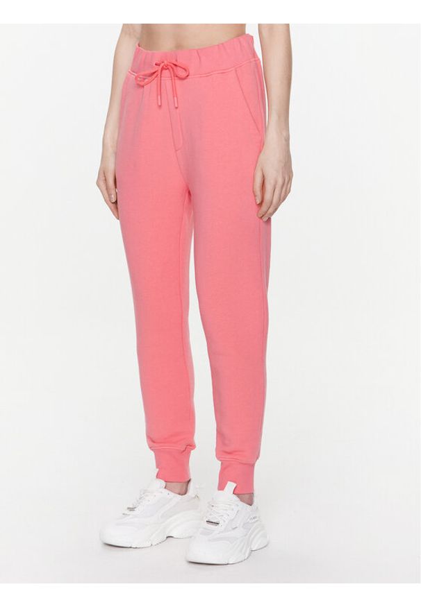 Ugg Spodnie dresowe Ericka 1117736 Różowy Relaxed Fit. Kolor: różowy. Materiał: bawełna, dresówka