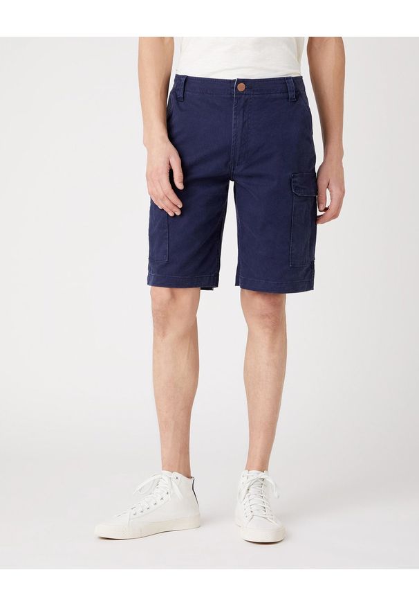 Wrangler - MĘSKIE SZORTY MATERIAŁOWE WRANGLER CASEY CARGO SHORTS LAKEPORT BLUE W1C350B08. Materiał: materiał