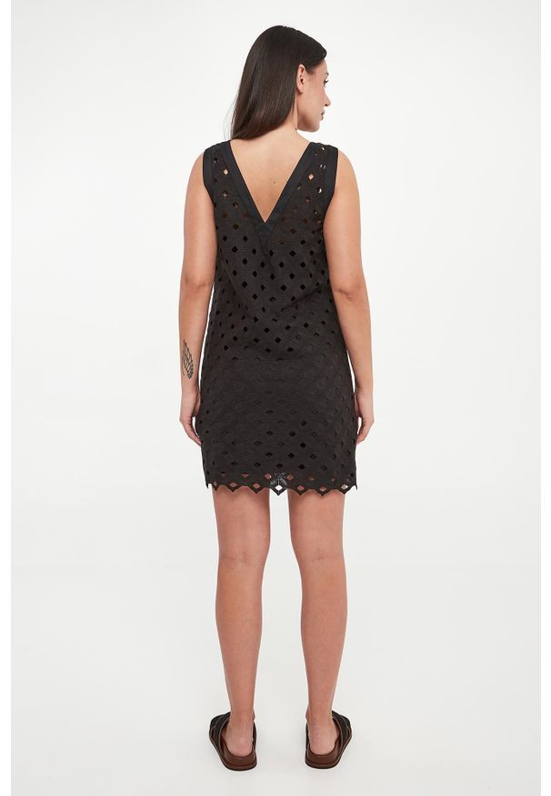 Max Mara Beachwear - Sukienka mini Pesi MAX MARA BEACHWEAR. Długość: mini