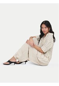 only - ONLY Spodnie materiałowe Siesta 15373197 Kremowy Regular Fit. Kolor: kremowy. Materiał: wiskoza #4