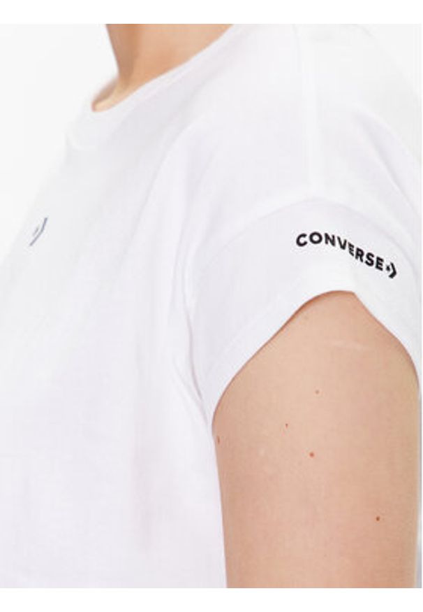 Converse T-Shirt Star Chevron Twist 10024546-A02 Biały Cropped Fit. Kolor: biały. Materiał: bawełna