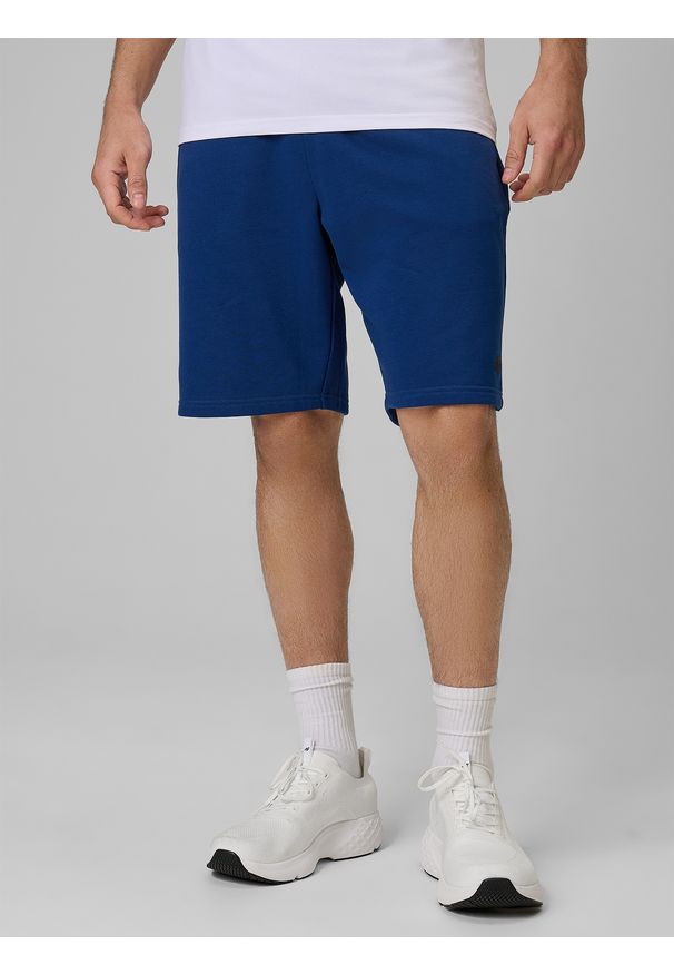 4f - 4F Spodenki dresowe męskie - granatowe M. Kolor: niebieski. Materiał: dresówka. Sport: turystyka piesza, fitness
