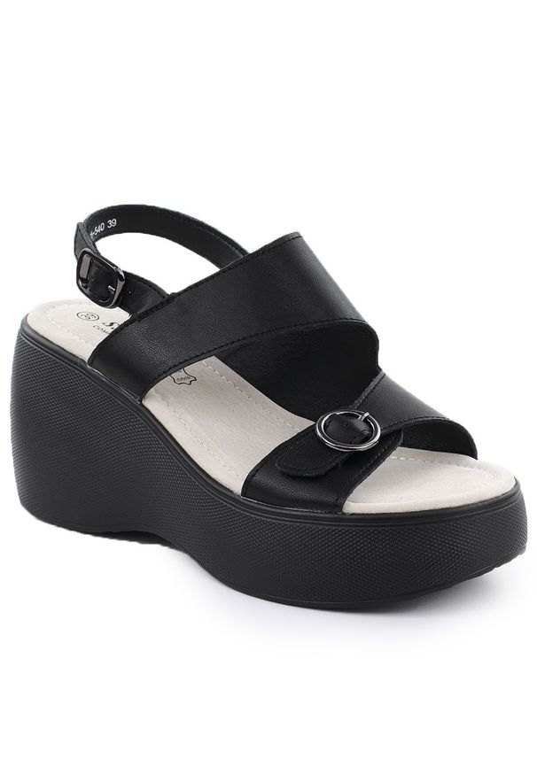 Skórzane sandały na koturnie czarne S.Barski LR51-540. Kolor: czarny. Materiał: skóra. Obcas: na koturnie