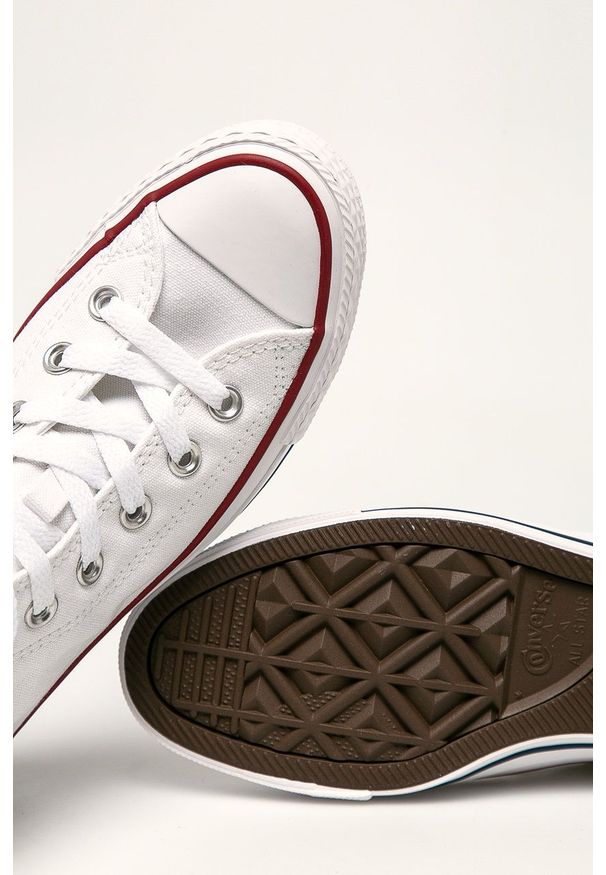 Converse - Trampki. Nosek buta: okrągły. Zapięcie: sznurówki. Kolor: biały. Materiał: guma. Szerokość cholewki: normalna