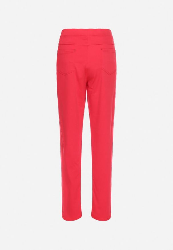 Born2be - Czerwone Spodnie Regular z Elastyczną Talią i Wsuwanymi Kieszonkami Astridda. Okazja: na co dzień. Kolekcja: plus size. Kolor: czerwony. Styl: casual