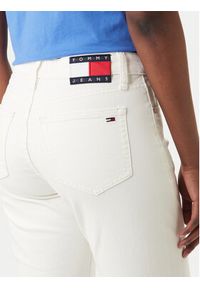 Tommy Jeans Jeansy DW0DW22986 Biały Slim Fit. Kolor: biały #5