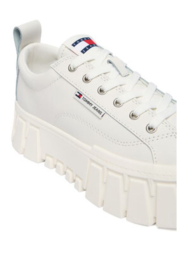 Tommy Jeans Sneakersy Tjw Vulc Flatform Leather EN0EN03008 Biały. Kolor: biały. Materiał: skóra