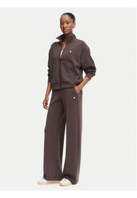 Guess Bluza V6YQ17 K4313 Brązowy Regular Fit. Kolor: brązowy. Materiał: syntetyk #4