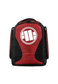 PITBULL WEST COAST - Plecak Treningowy Duży Logo Czerwony. Kolor: czerwony