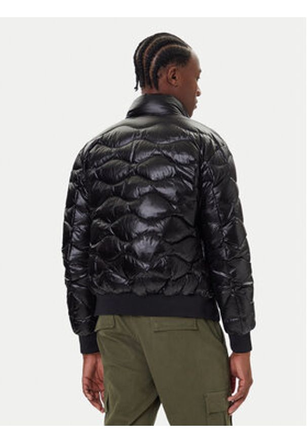 Blauer Kurtka puchowa 25WBLUC03075 Czarny Regular Fit. Kolor: czarny. Materiał: syntetyk