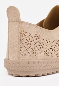Renee - Ciemnobeżowe Ażurowe Tenisówki w Stylu Boho Tidira. Okazja: na co dzień. Kolor: beżowy. Wzór: ażurowy. Sezon: wiosna. Styl: boho #4