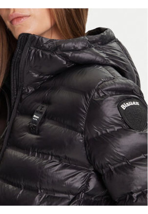 Blauer Kurtka przejściowa 25WBLDC02177 Czarny Regular Fit. Kolor: czarny. Materiał: syntetyk