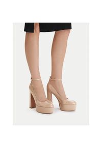 Czółenka Nine West. Kolor: beżowy #1
