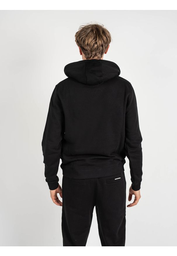 Les Hommes Bluza | LLH451-758P | Hooded Sweater | Mężczyzna | Czarny. Okazja: na co dzień. Typ kołnierza: kaptur. Kolor: czarny. Materiał: bawełna. Wzór: nadruk. Styl: casual